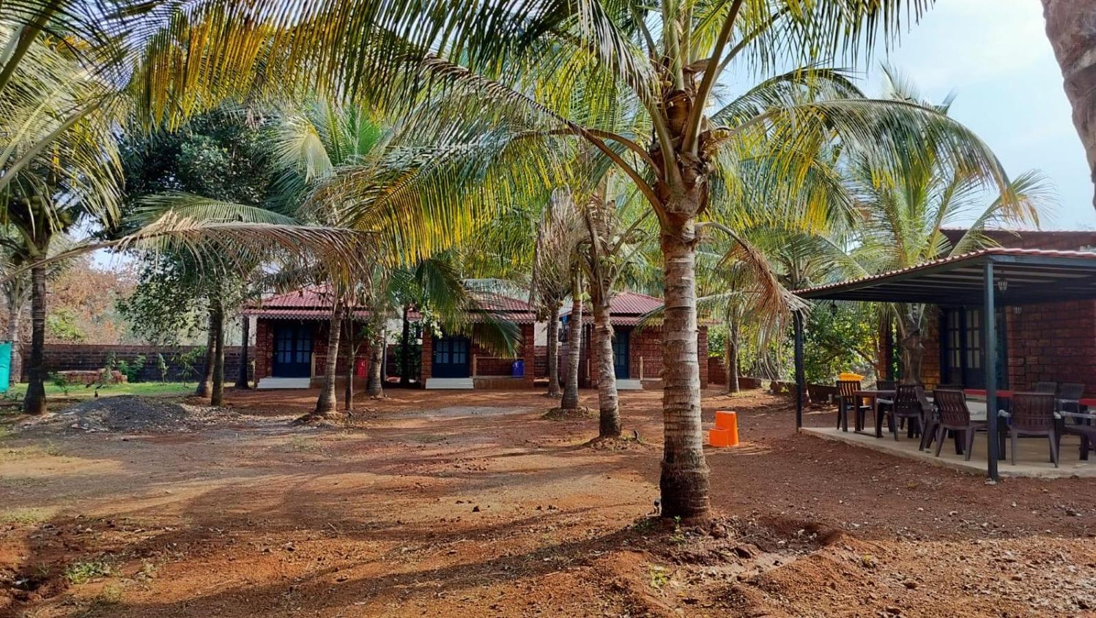 Saka Kadams Home Stay Guhagar Exterior photo
